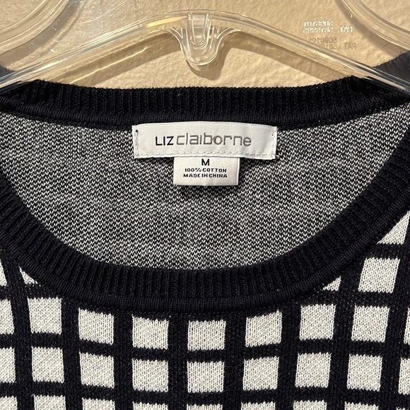 Liz Claiborne black and white check cotton sweater with solid sleeves size M - Picture 2 of 9